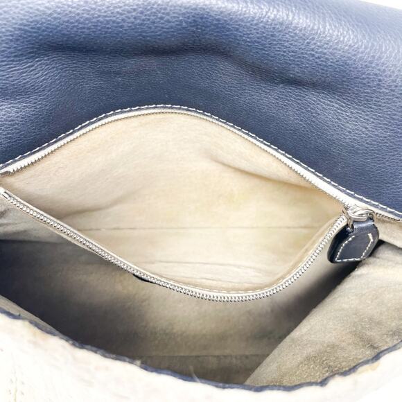 Fendi Black and Cream Shoulder Bag RARE mama baguette - Picture 13 of 15